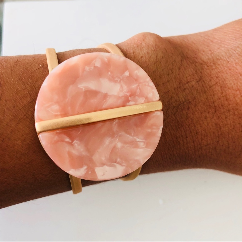PINK ACRYLIC BRACELET ROSE GOLD - Picture 3 of 5